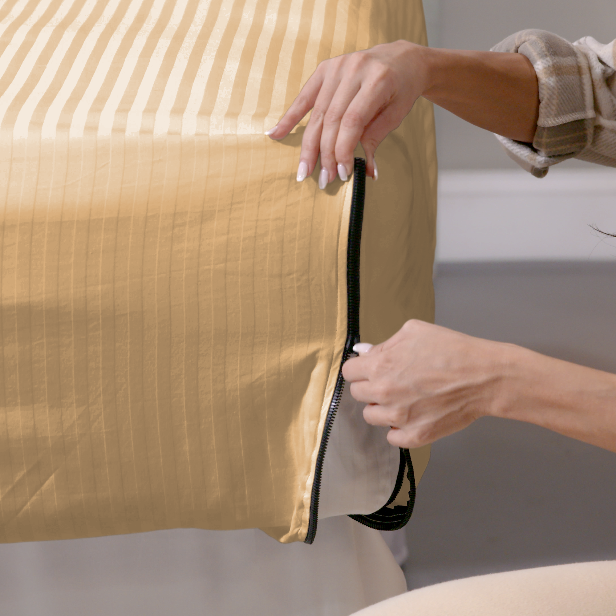 Gold Martin Corner Sheet Set