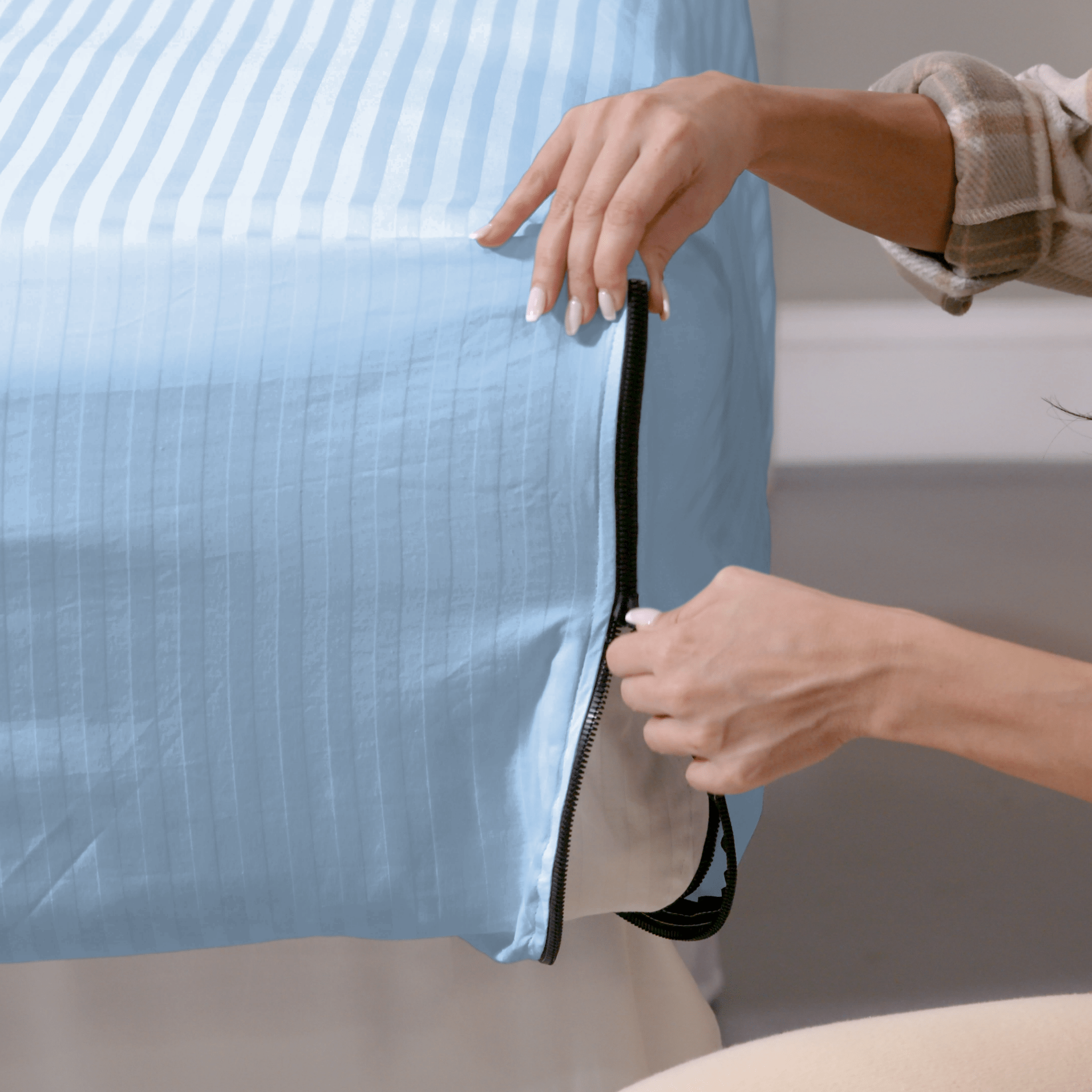 Light Blue Martin Corner Sheet Set - Martin Corner Bedding