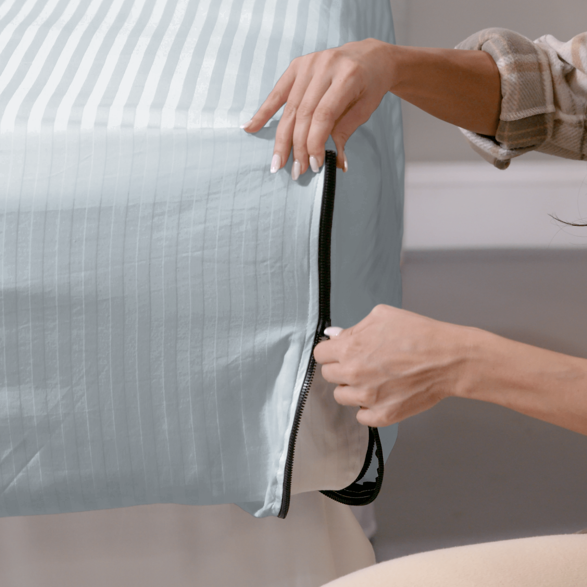 Silver Martin Corner Sheet Set - Martin Corner Bedding